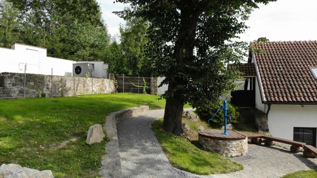Statek Cesky Dvur Hotel Postupice Buitenkant foto