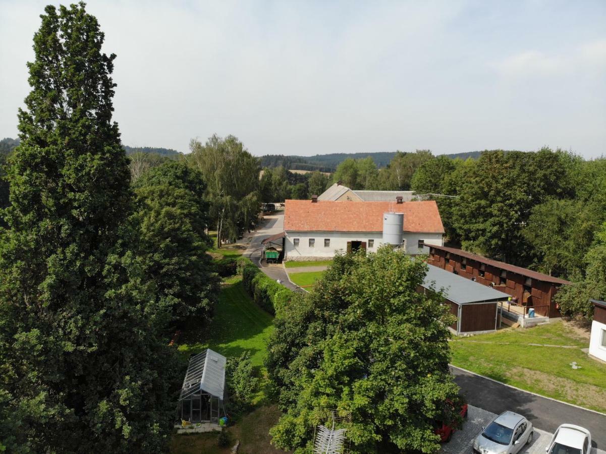 Statek Cesky Dvur Hotel Postupice Buitenkant foto