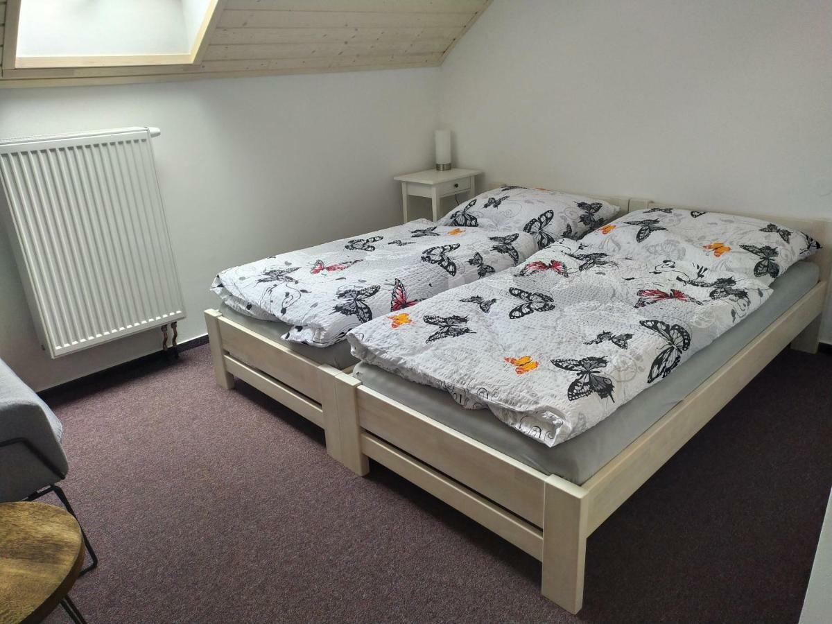 Statek Cesky Dvur Hotel Postupice Buitenkant foto